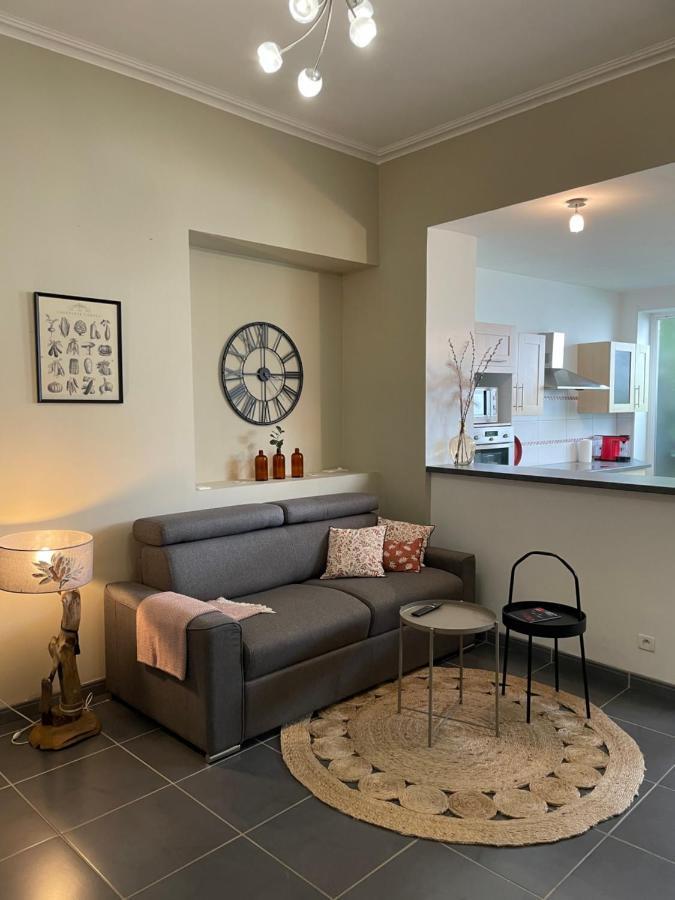Appartement Proche Des Remparts Et Tous Commerces. Montreuil  Kültér fotó