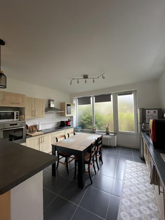 Appartement Proche Des Remparts Et Tous Commerces. Montreuil  Kültér fotó